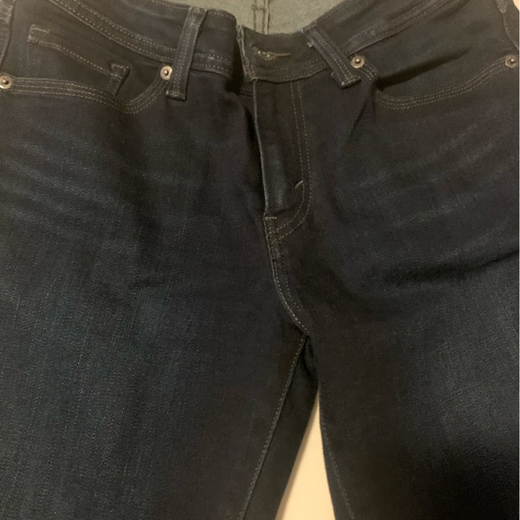 Curvy boot cut jeans in excellent condition Levi Strauss - Picture 3 of 5